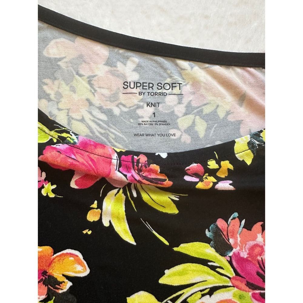 Torrid Super Soft Floral Off Shoulder Tunic Top Plus Size 1X Black Callie - Picture 8 of 12